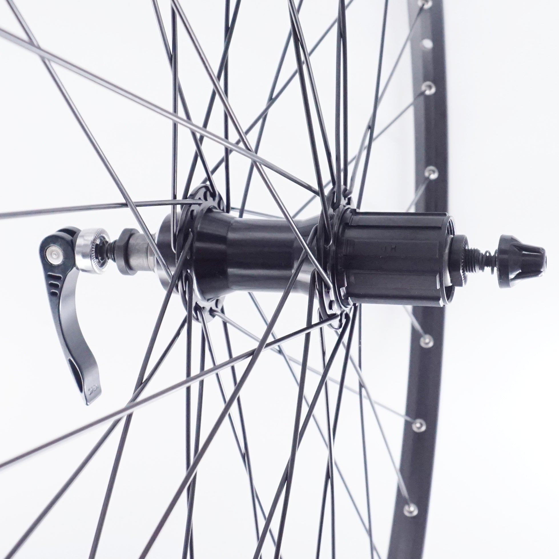 Rear road bike wheel with cassette sale